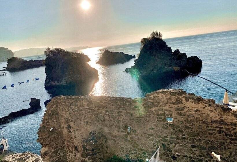 اتاق استاندارد, Strand Hotel Delfini