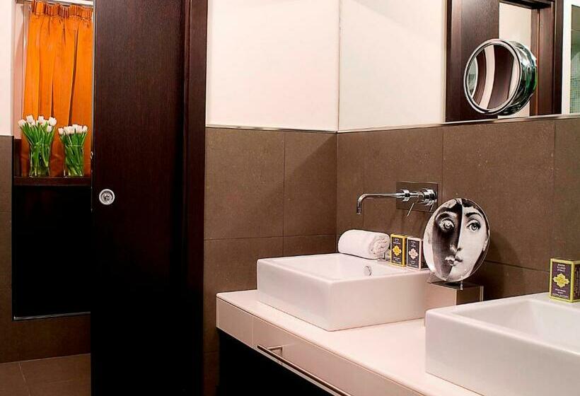 اتاق سوپریور سه تخته, Suite Valadier