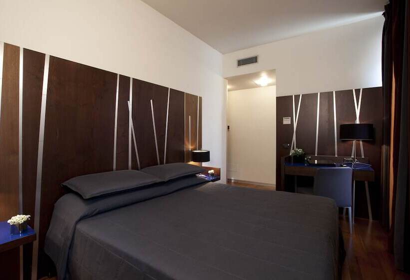 اتاق سوپریور, Suite Valadier