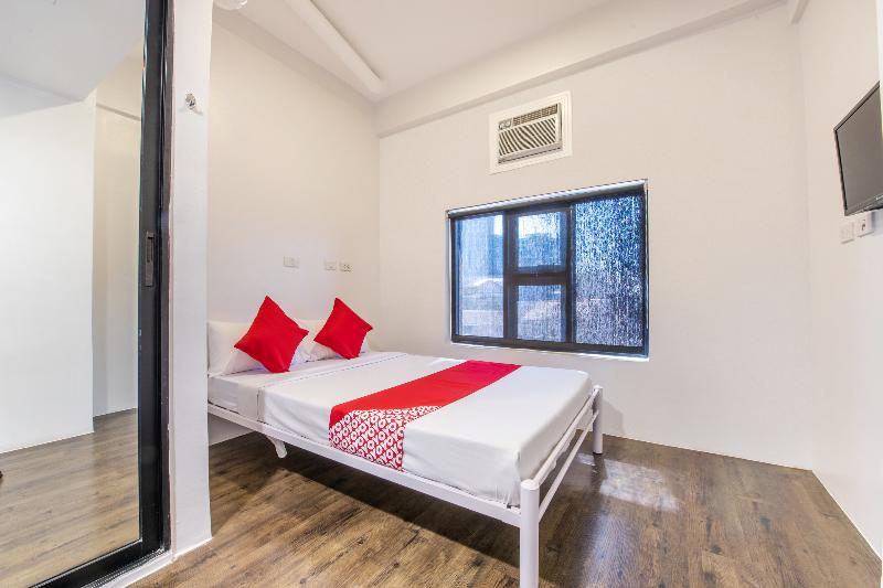 Chambre Triple Standard, Tre Re