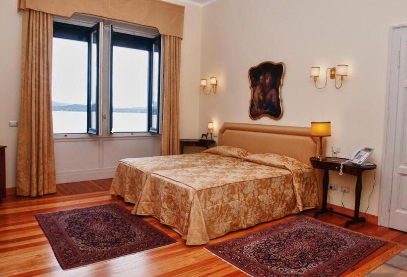 Standard room with outdoor bath, Villa Claudia Dei Marchesi Dal Pozzo
