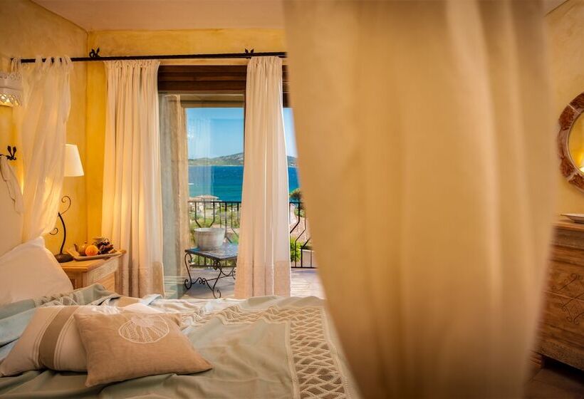 סוויטה נוף לים, Aethos Sardinia