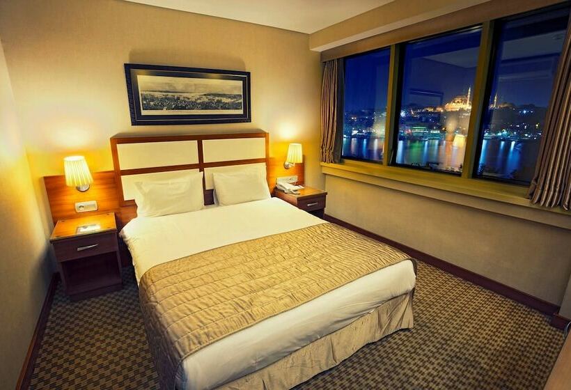 オーシャンビュースタンダードルーム, Istanbul Golden City