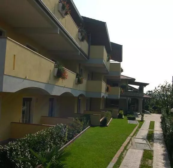 آپارتمان 1 خوابه همکف, Residence Miralago Rooms & Apartments