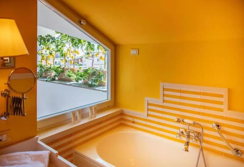 سوییت, Boutique Hotel Don Alfonso 1890
