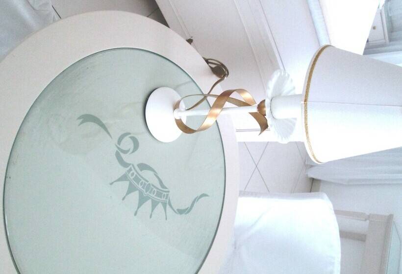 주니어 스위트, Al Cavallino Bianco