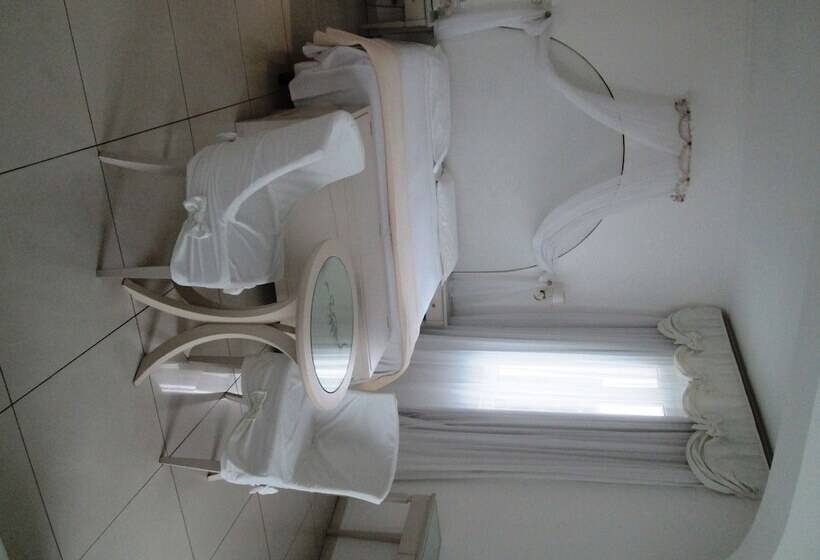 주니어 스위트, Al Cavallino Bianco