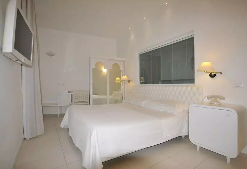 اتاق لوکس, Al Cavallino Bianco