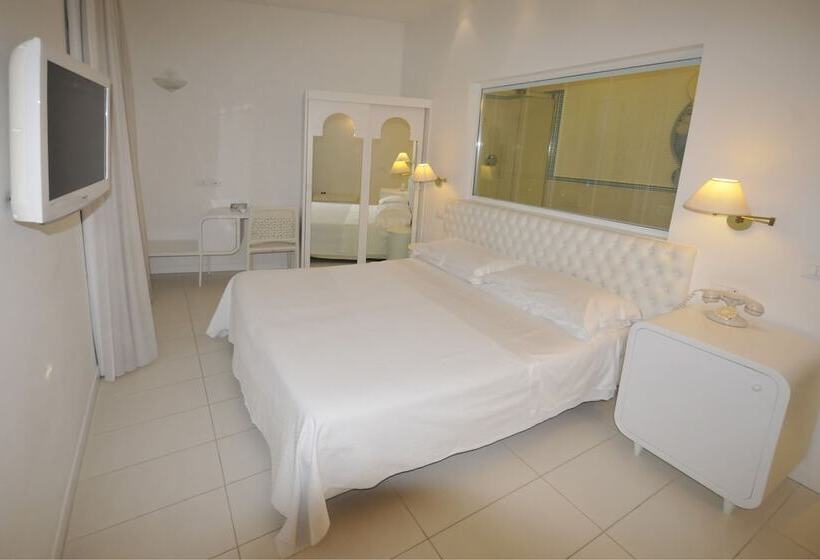 디럭스 트리플 룸, Al Cavallino Bianco