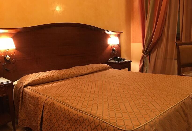 Номер Стандарт, Al Ritrovo