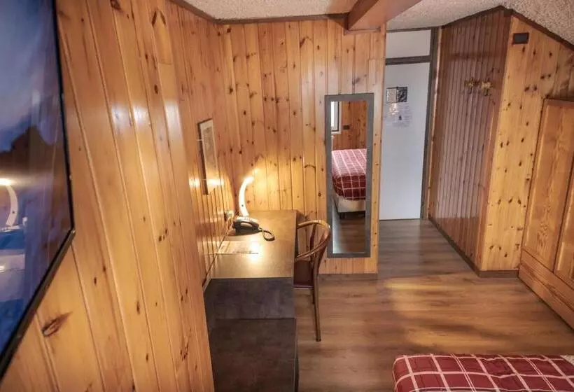 マウンテンビュースタンダードルーム, Albergo Quarto Pirovano