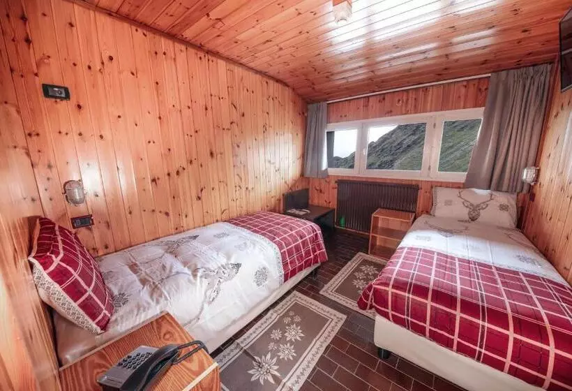 シングルデラックスルーム, Albergo Quarto Pirovano
