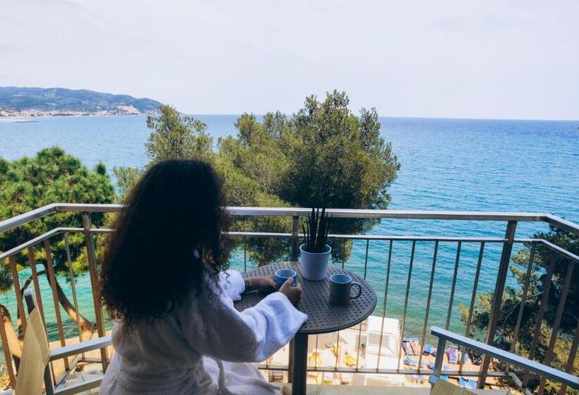 Triple Room Sea View, Arc En Ciel