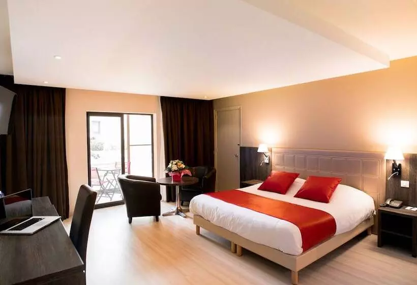 Club Room, Ariane