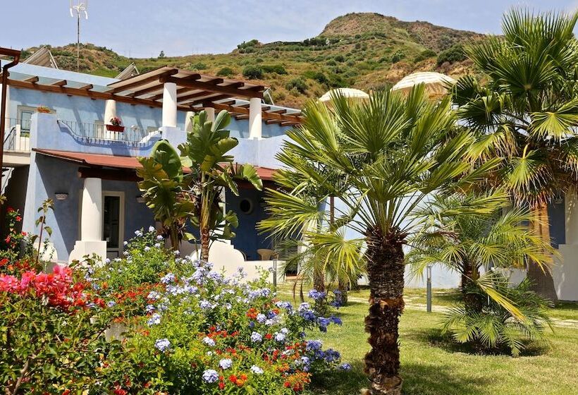 标准三人间, Bougainville