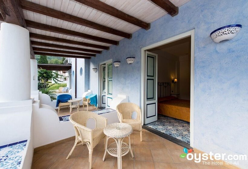 标准三人间, Bougainville