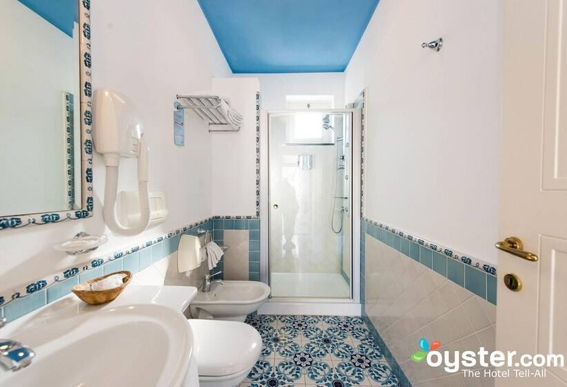 标准房带园景, Bougainville