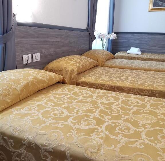 اتاق استاندارد چهار تخته, Brianza