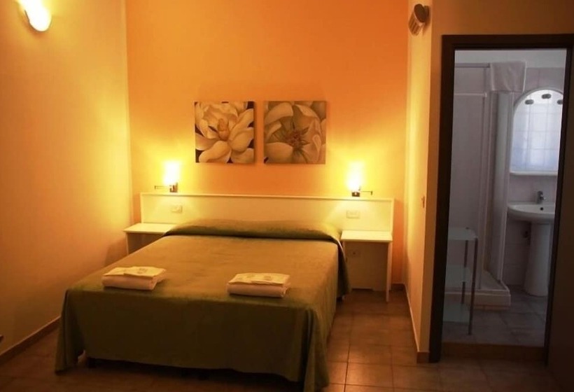 غرفة قياسية, Cala Di Seta