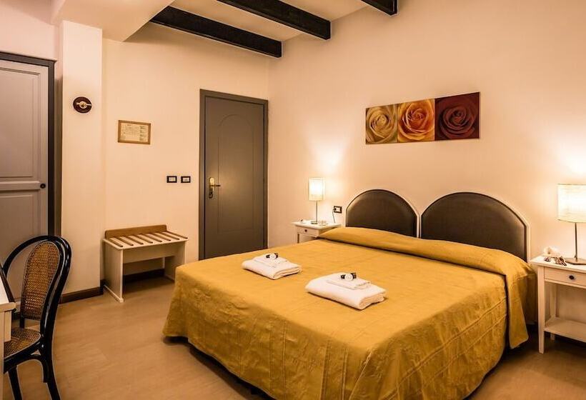 غرفة قياسية, Cala Di Seta