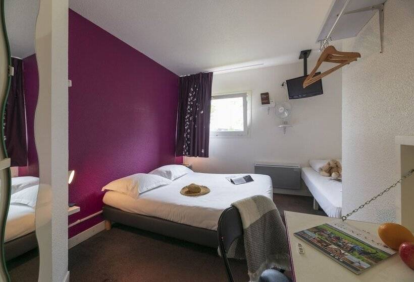 חדר סטנדרט לשלושה, Cerise Auxerre