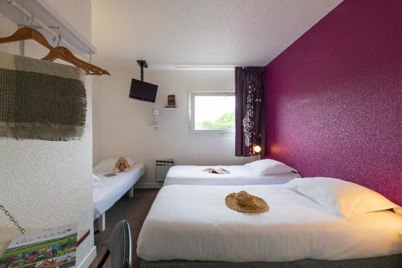 חדר סטנדרט לשלושה, Cerise Auxerre