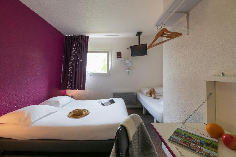 חדר סטנדרט לשלושה, Cerise Auxerre