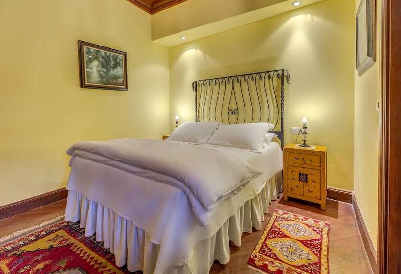 Camera Standard, Kaucuk