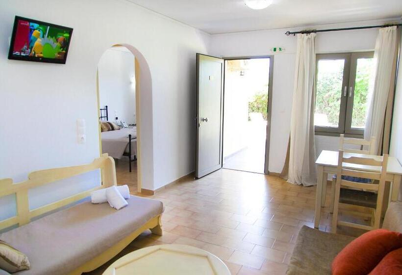 1 베드룸 패밀리 아파트, Elpida Village