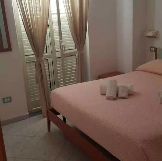 Standard-huone, Eolo Capo Vaticano