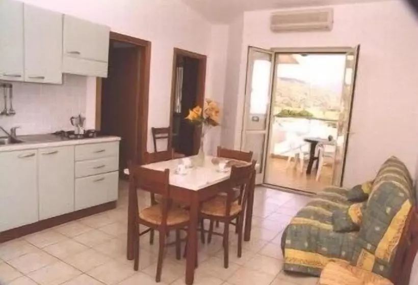 Huoneisto 1 Makuuhuone, Eolo Capo Vaticano