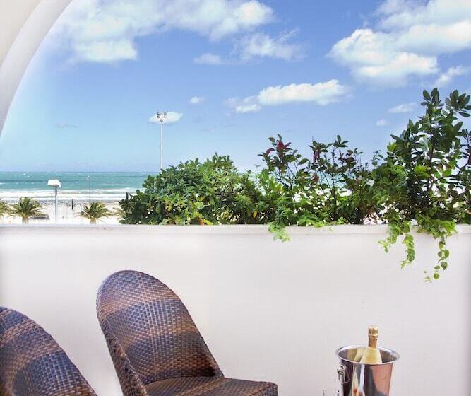 스탠다드 테라스 룸, Forte