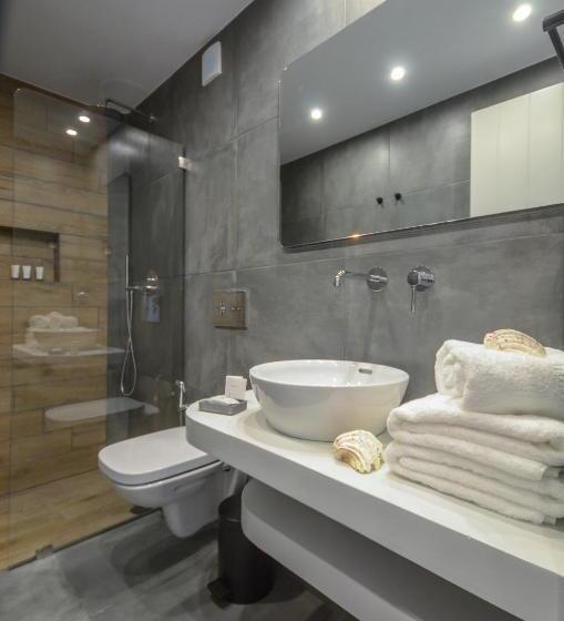 スーペリアトリプルルーム, Lianos Village