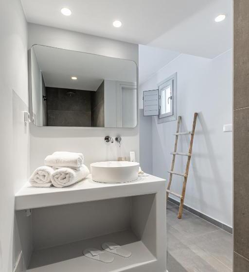 庭の見えるプレミアムルーム, Lianos Village