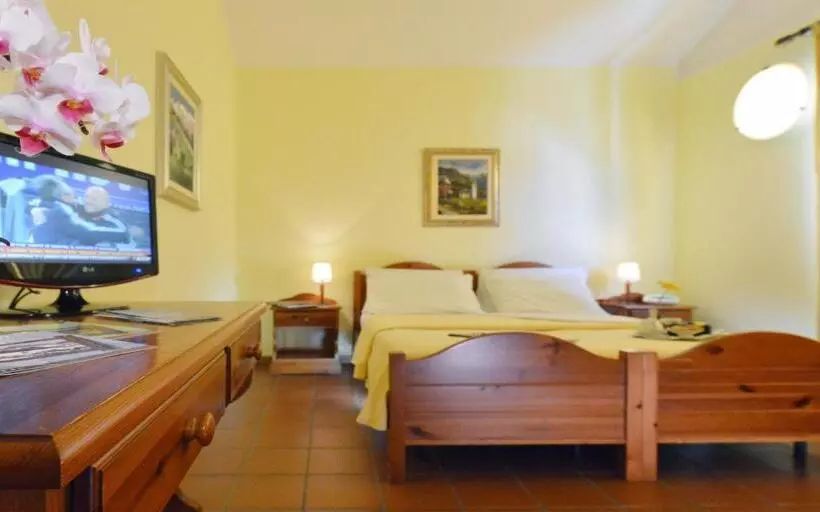 Standard Kolmen Hengen Huone, Maisonnette