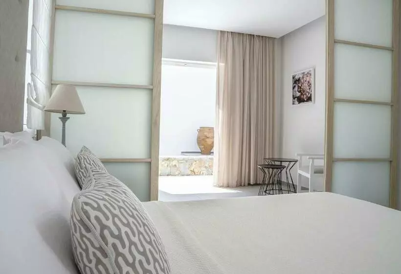 Chambre Familiale Vue Jardin, Maritimo Beach