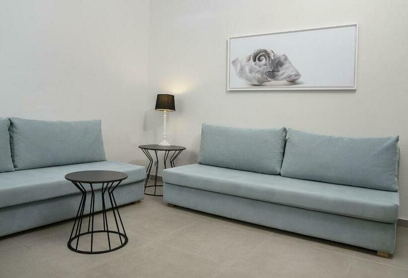 غرفة عائلية مطلّة علي الحديقة, Maritimo Beach