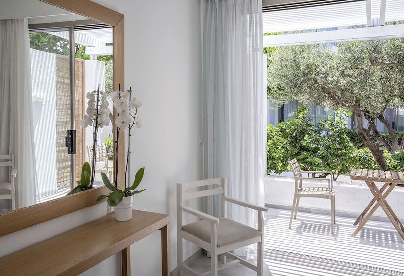 غرفة قياسية مطلّة علي الحديقة, Maritimo Beach