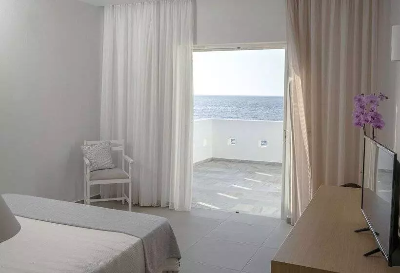 Chambre Supérieure Vue Mer, Maritimo Beach