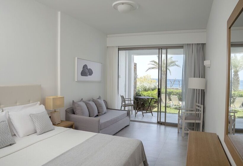 غرفة سوبيريور مطلّة علي البحر, Maritimo Beach