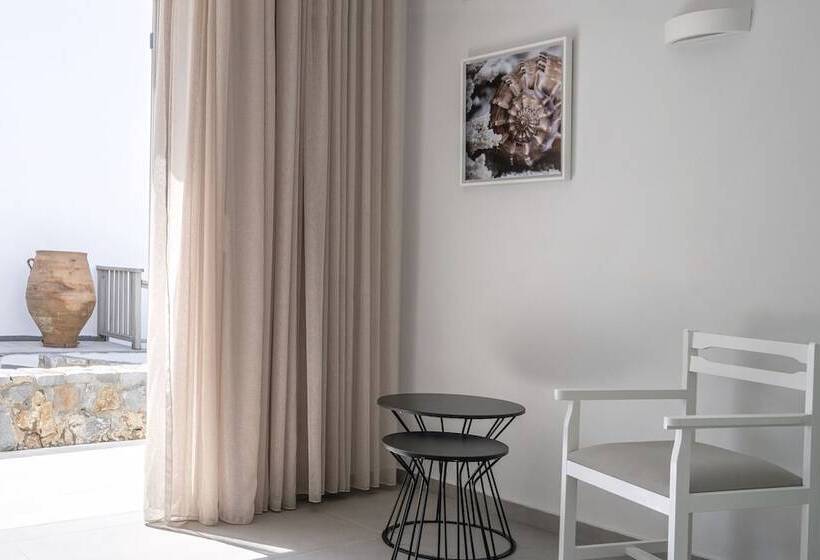 غرفة عائلية مطلّة علي الحديقة, Maritimo Beach