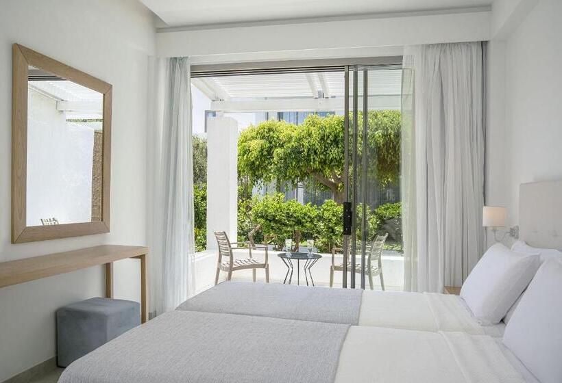 غرفة قياسية مطلّة علي الحديقة, Maritimo Beach