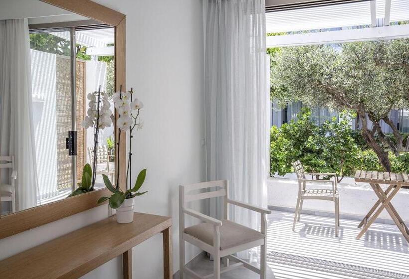 غرفة قياسية مطلّة علي الحديقة, Maritimo Beach