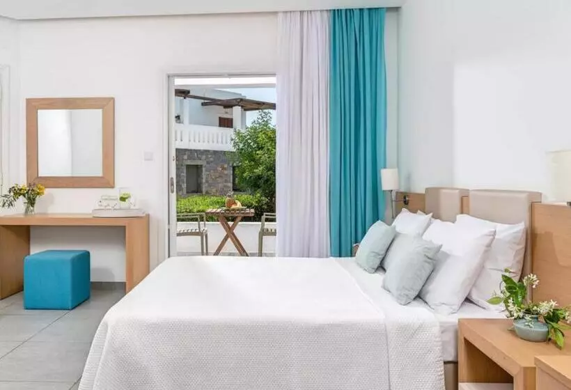 Chambre Quadruple Standard, Maritimo Beach