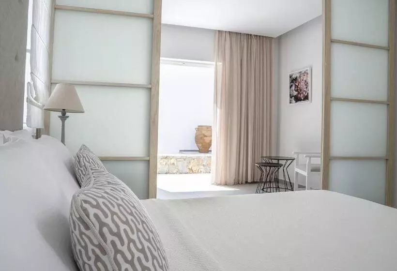 Chambre Familiale Vue Mer, Maritimo Beach
