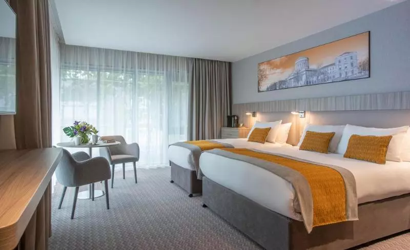 Suite Supérieure, Maritimo Beach