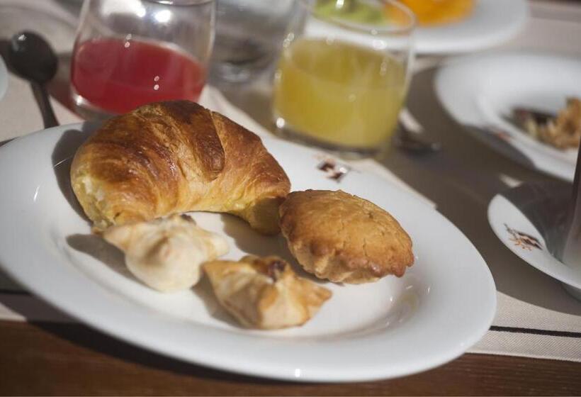 غرفة قياسية رباعية, Masseria Bosco & Masseria Strazzati