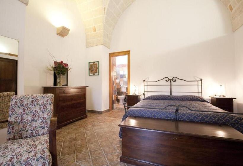 غرفة قياسية رباعية, Masseria Bosco & Masseria Strazzati