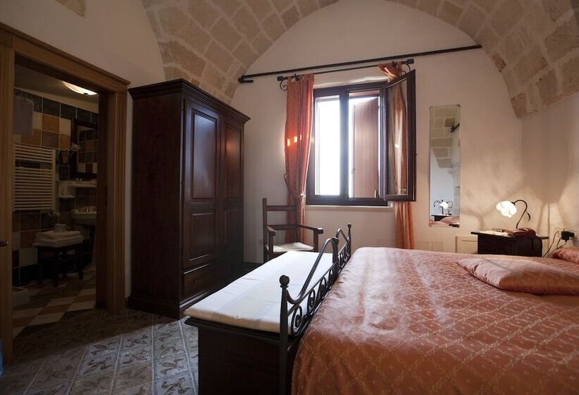 غرفة قياسية, Masseria Bosco & Masseria Strazzati