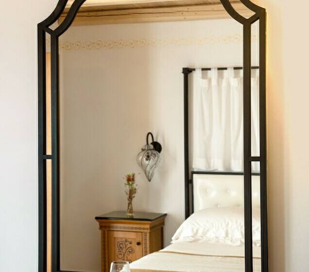 ویلای استاندارد با چشمانداز باغ, Mitsis Selection Blue Domes